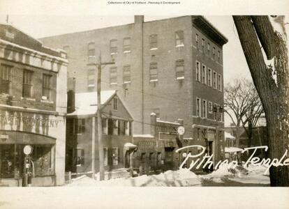 The Pythian Club Lodge Hall in 1924, which was converted into the JCC